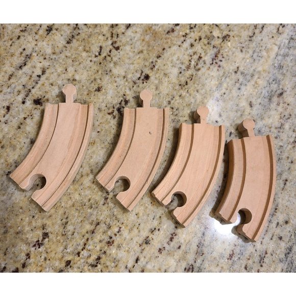 4 PIECE REVERSIBLE CURVE TRACK BRIO THOMAS COMPATIBLE WOODEN RAILWAY 4" Curve - Picture 2 of 5